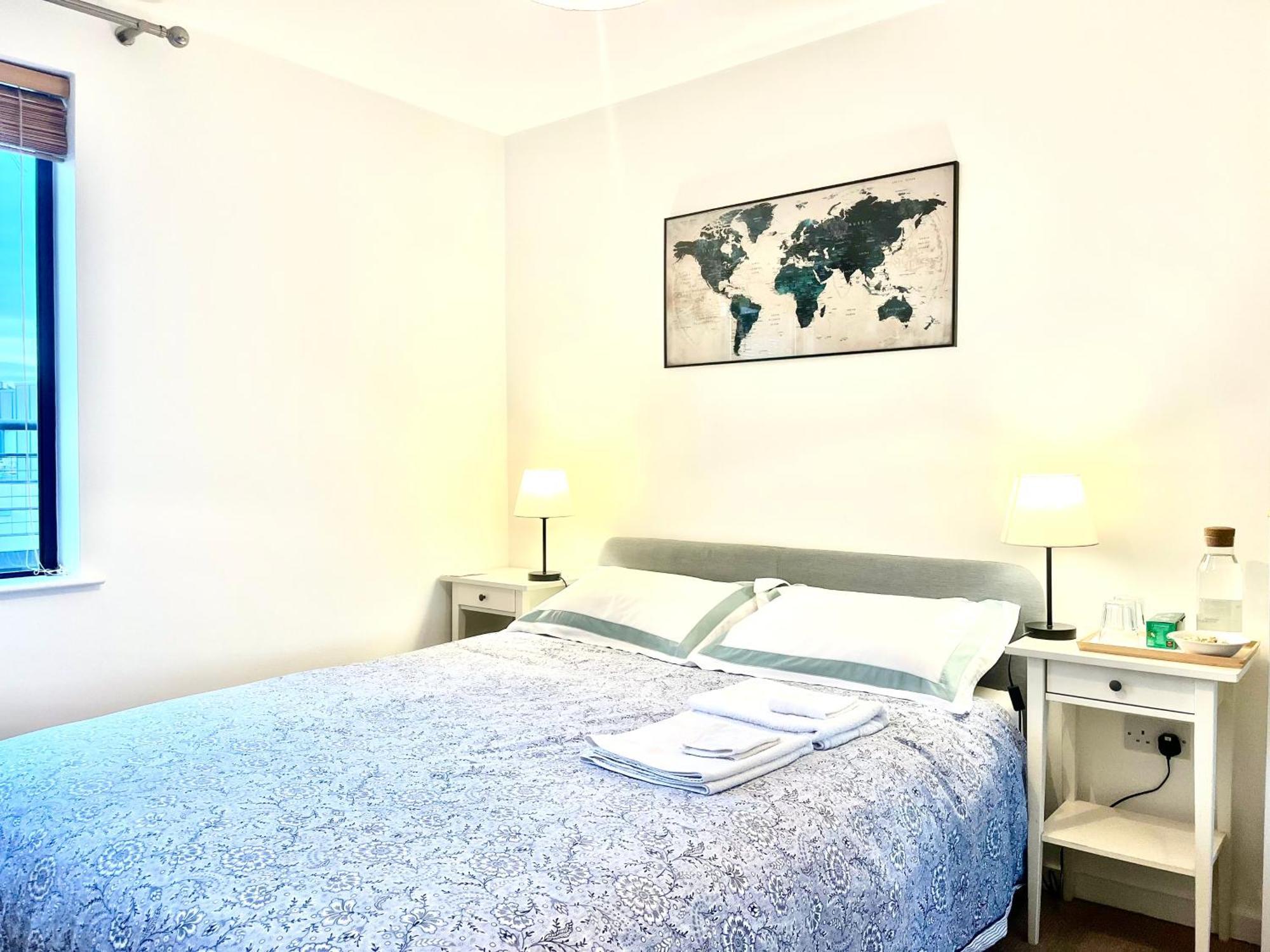 The Room King Size Bed And Private Bathroom Dublin Exterior foto