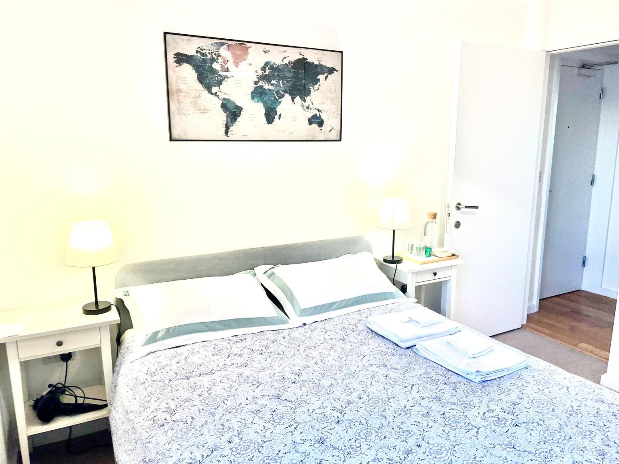 The Room King Size Bed And Private Bathroom Dublin Exterior foto